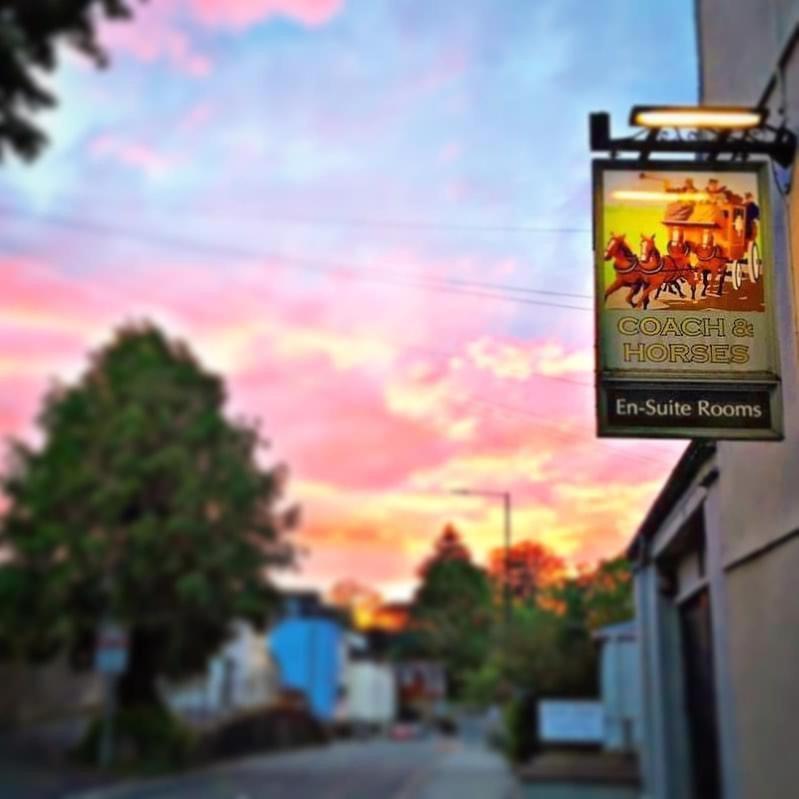 The Coach And Horses Inn Chepstow Zewnętrze zdjęcie