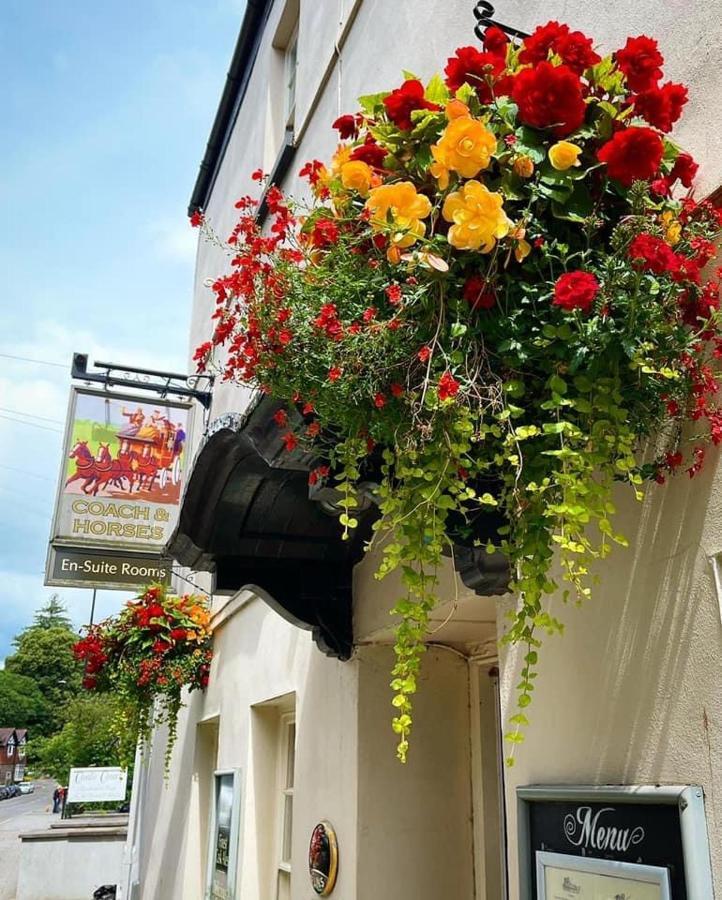 The Coach And Horses Inn Chepstow Zewnętrze zdjęcie